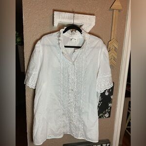 Vintage Lady Lori by AM Casuals White Button Front Crochet Lace Top Women’s 22W